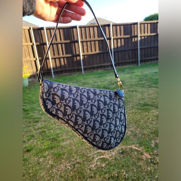 DIOR Monogram Mini Saddle Pochette Navy - Picture 10 of 16